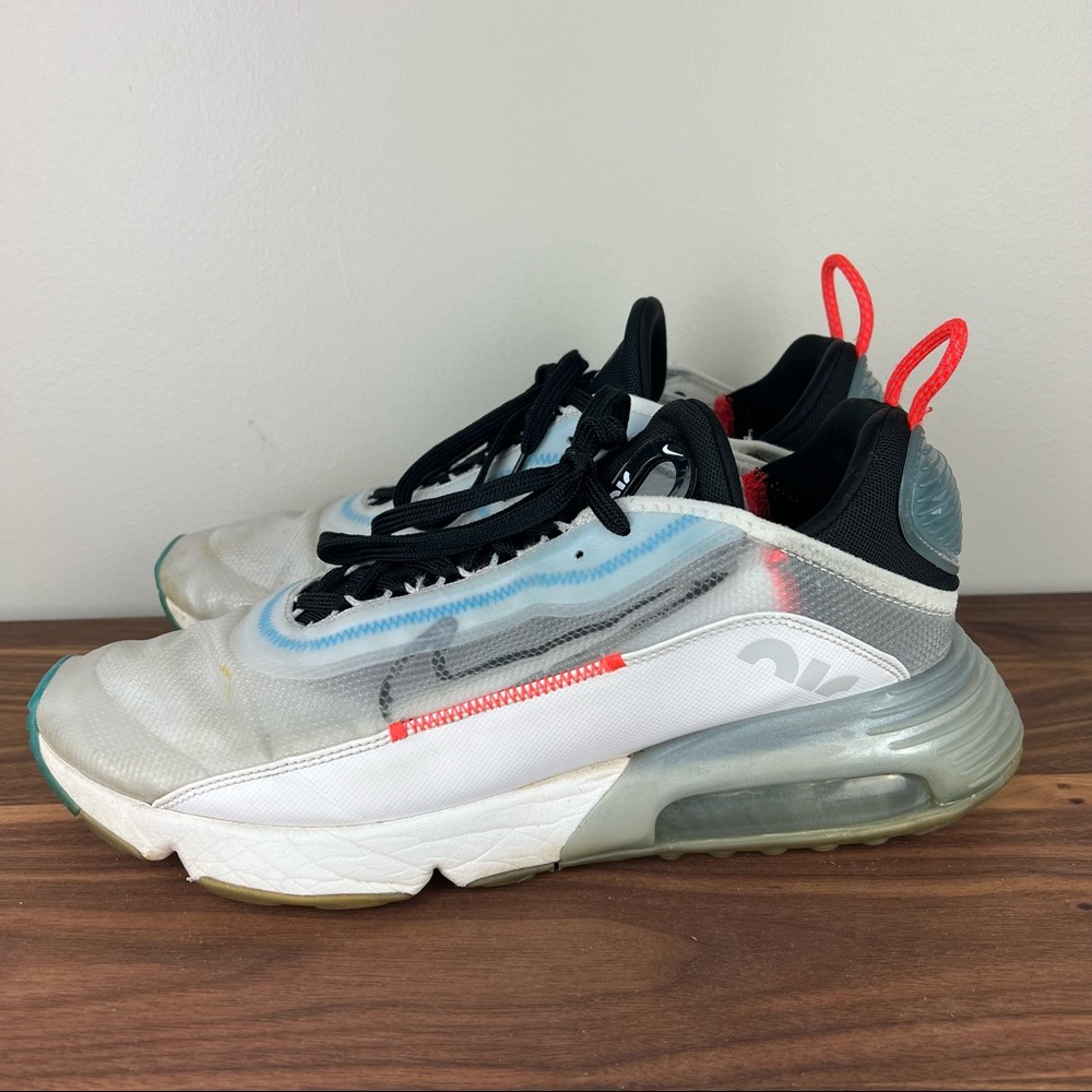 Nike Air Max 2090 Mens Size 13 US Pure Platinum Sneakers Shoes CT7695-100